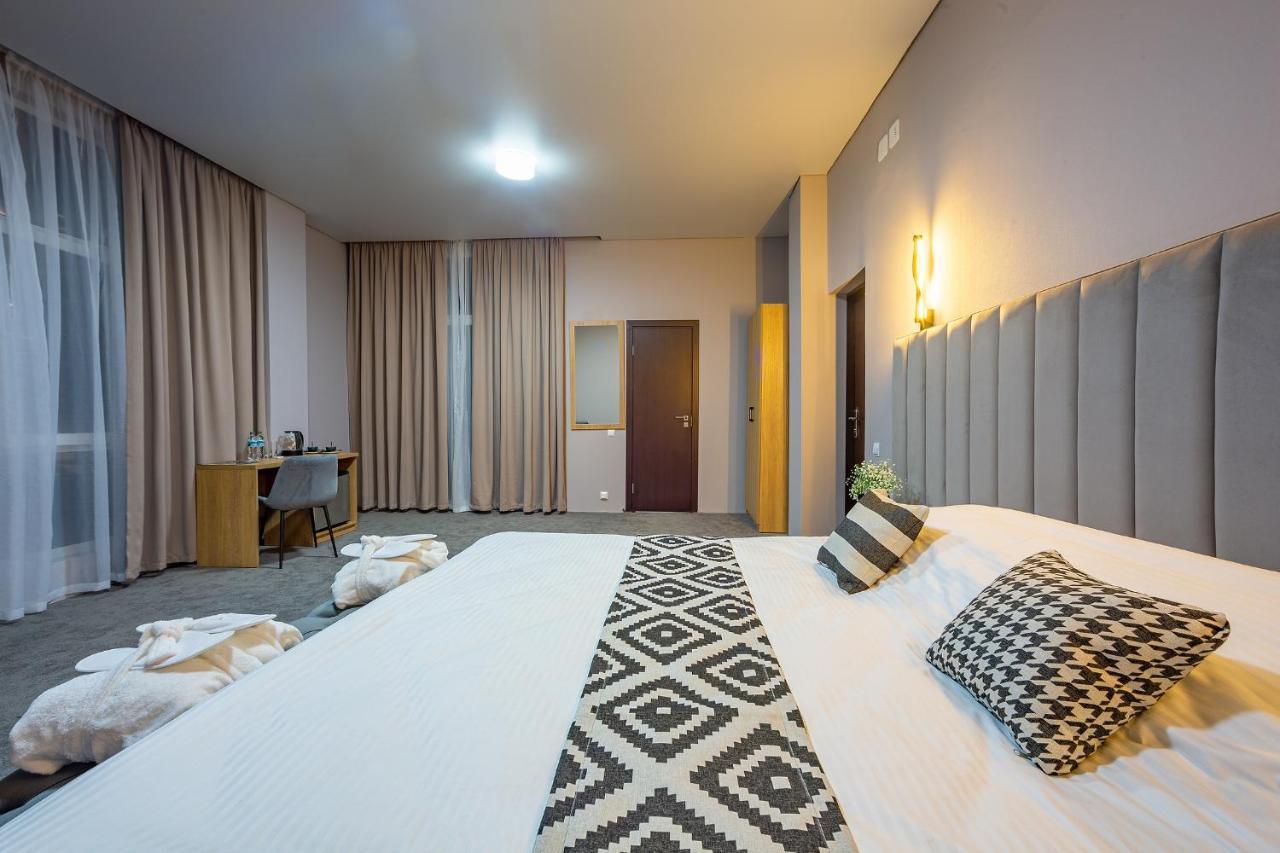Green Land Hotel Tsandrypsh Luaran gambar